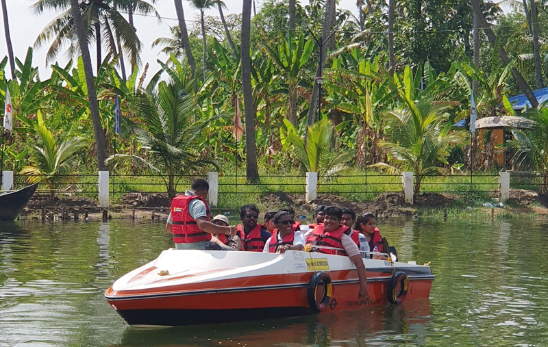 Semi Speed Boat